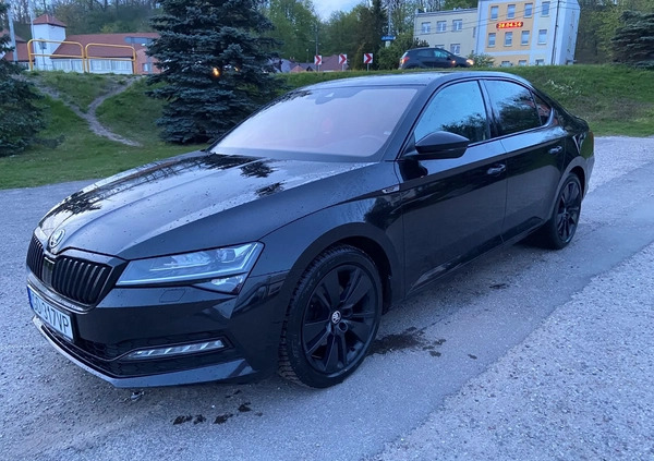 Skoda Superb cena 109900 przebieg: 141509, rok produkcji 2020 z Żukowo małe 301